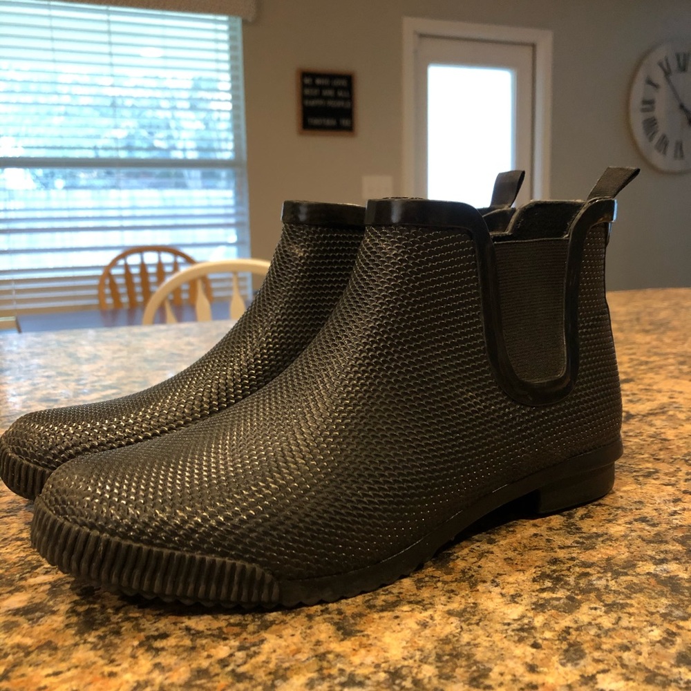 Cougar Regent Rain Boots (size 9)